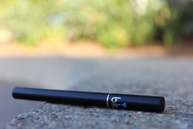 ecommerce-BARJOLS-min_e_cigarette_vaping_blu_cigs_blu_electronic_cigarette_tobacco_cigarette_smoke-637061